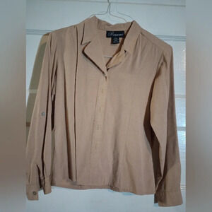 Resume size 6 women's button down shirt (Rox319)